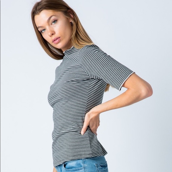 vintage retro style Short Sleeve Mock Neck Top - Picture 2 of 5